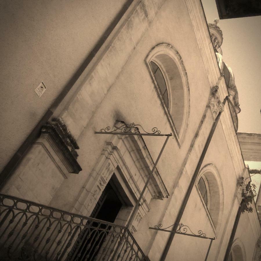 Itinerario Barocco Apartment Ragusa Ibla - Eleganza E Comfort Nel Cuore Del Barocco Siciliano Exterior photo